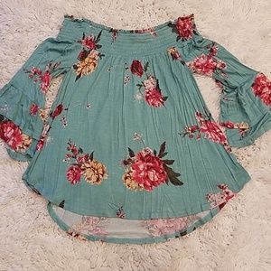 Flowered Off Should shirt M